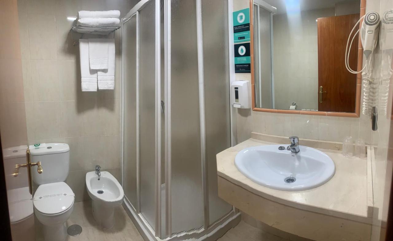 Hotel Los Templarios Ponferrada Luaran gambar