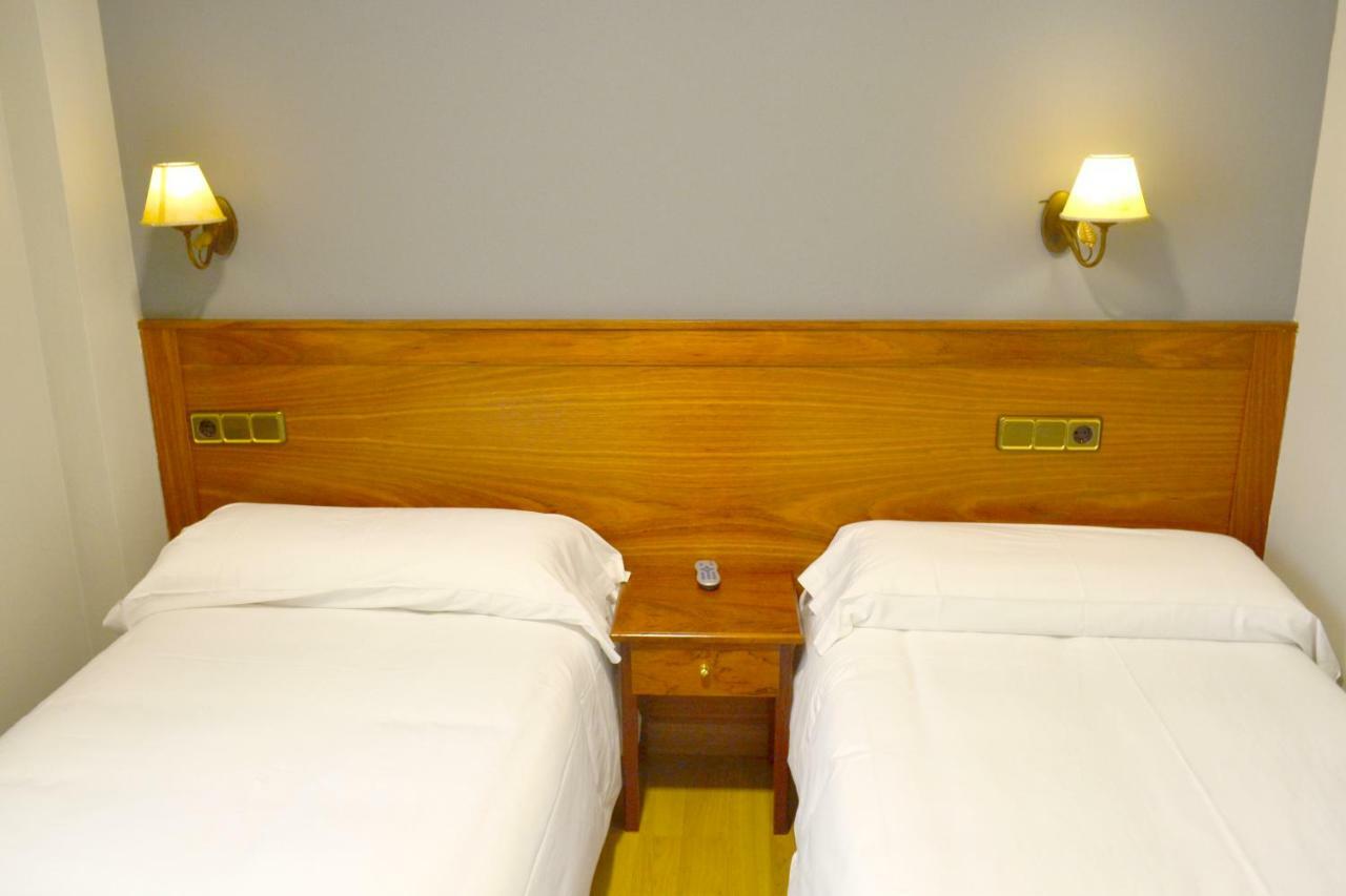Hotel Los Templarios Ponferrada Luaran gambar