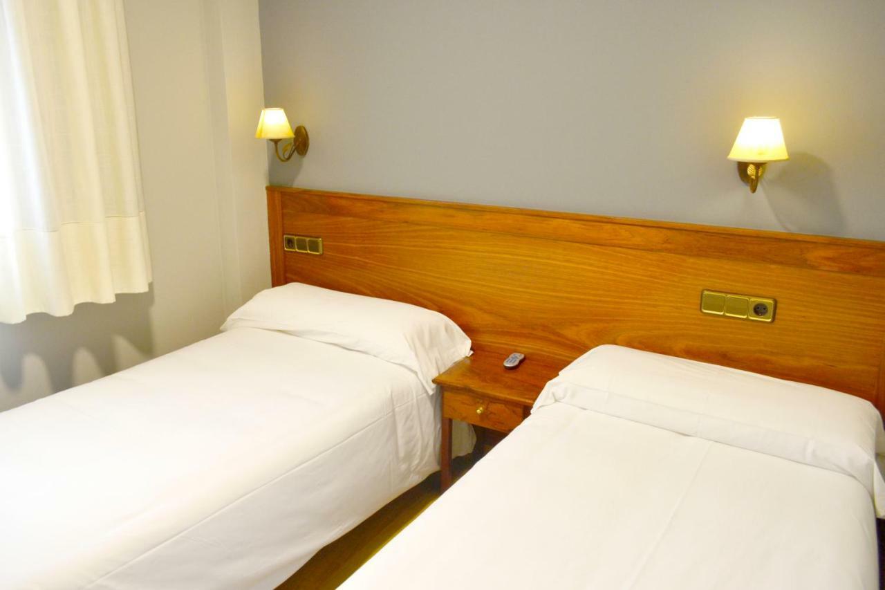 Hotel Los Templarios Ponferrada Luaran gambar