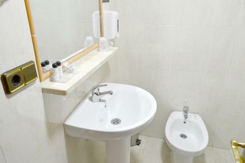 Hotel Los Templarios Ponferrada Luaran gambar